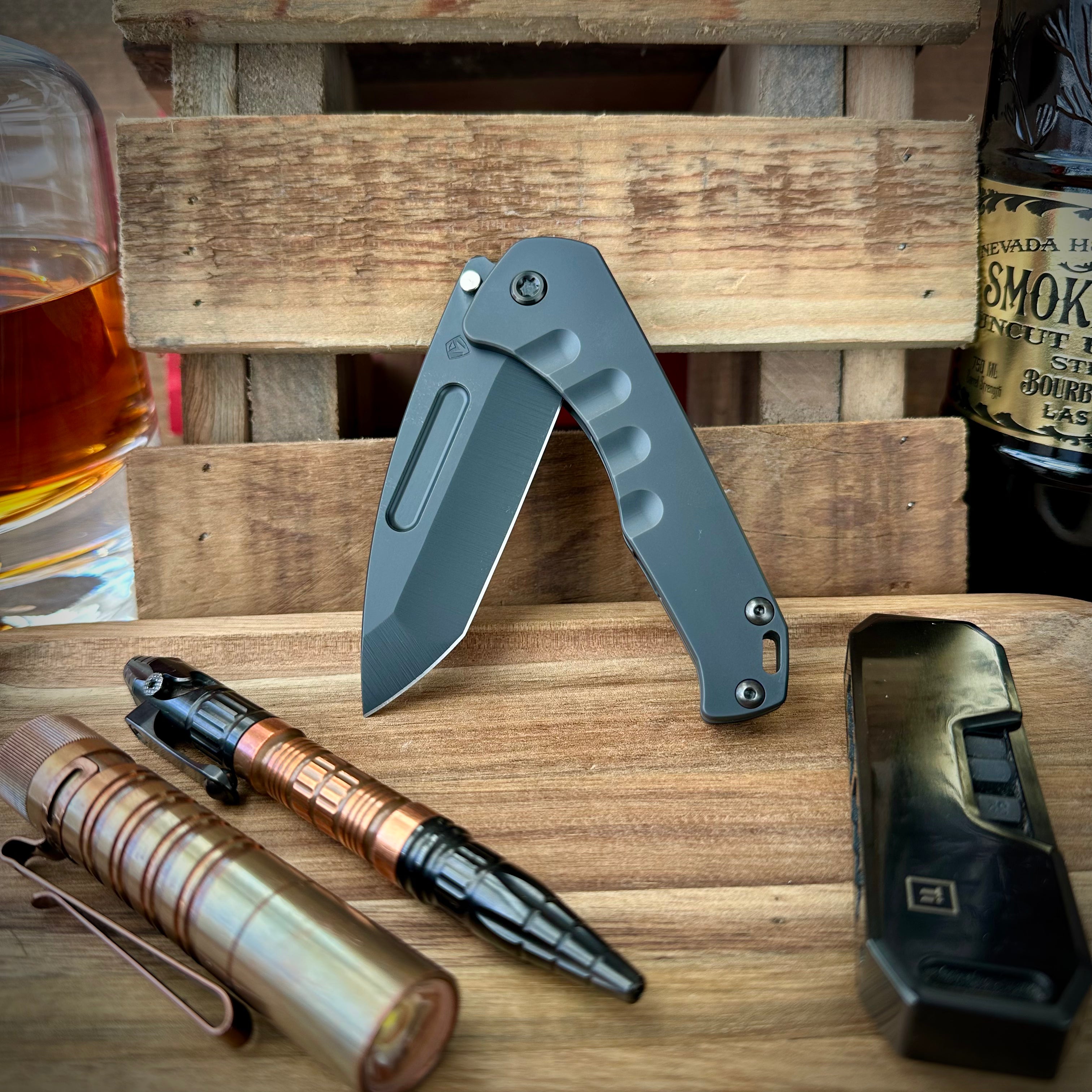 Medford Knives Praetorian Slim Flipper DLC Blackout S45vn Tanto