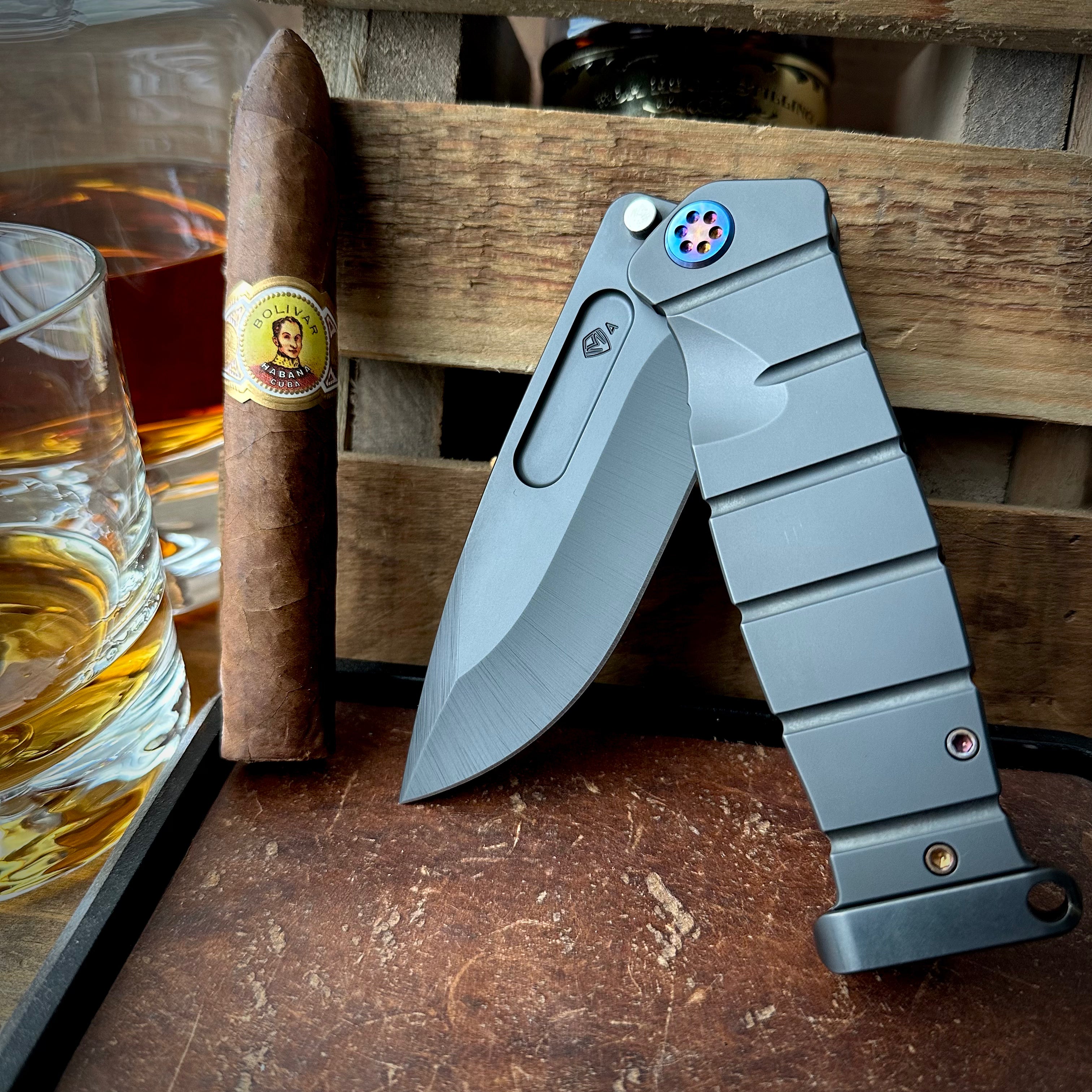 Medford Knives USMC Fighter Flipper S45vn DLC Blackout Flamed