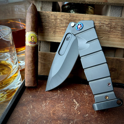 Medford Knives USMC Fighter Flipper S45vn DLC Blackout Flamed